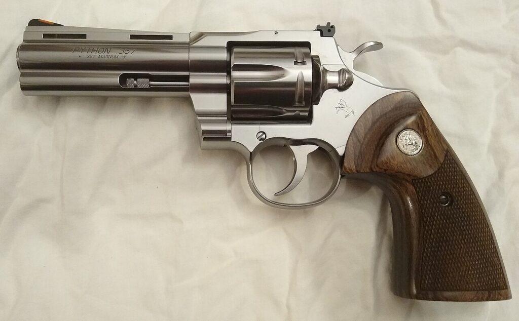 Colt PYTHON (PYTHON-SP5WTS) handgun